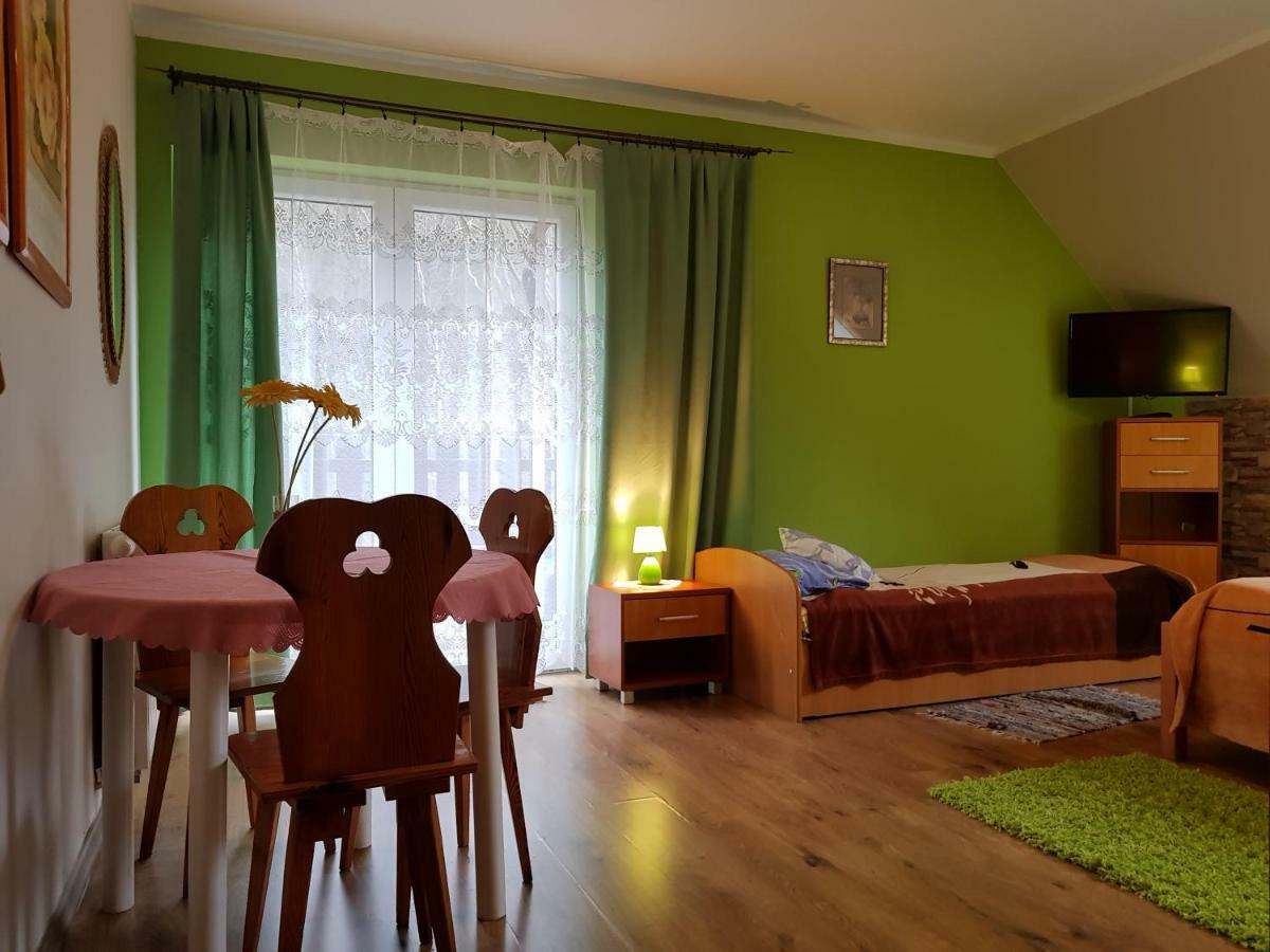 Wynajem Pokoi Pod Lasem Ubytování v soukromí *
