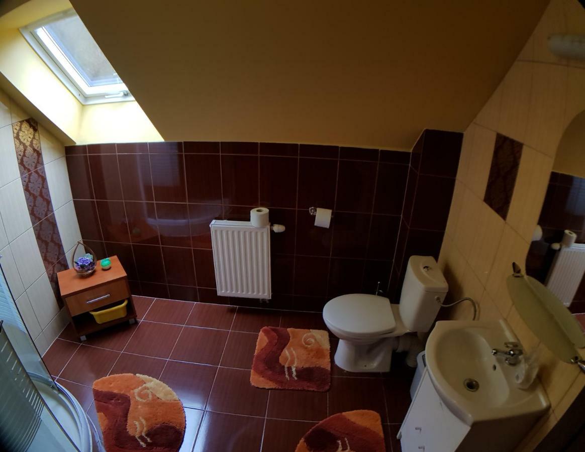 Wynajem Pokoi Pod Lasem Ubytování v soukromí *