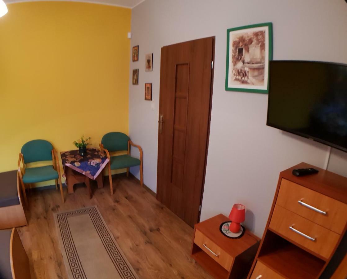 Wynajem Pokoi Pod Lasem